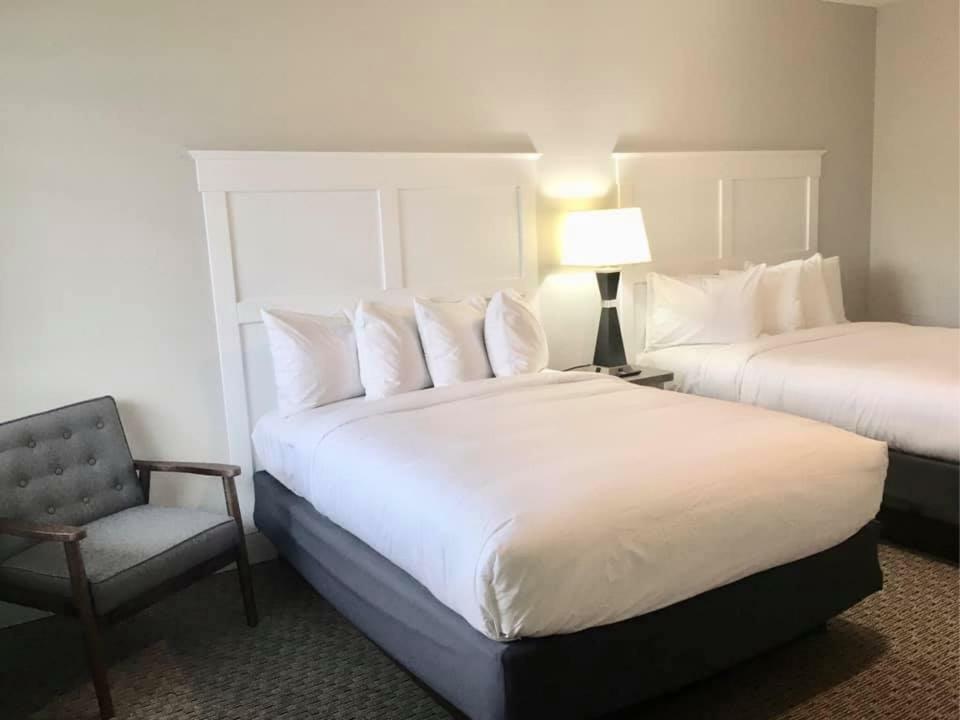Empire Lakeshore Inn Zewnętrze zdjęcie